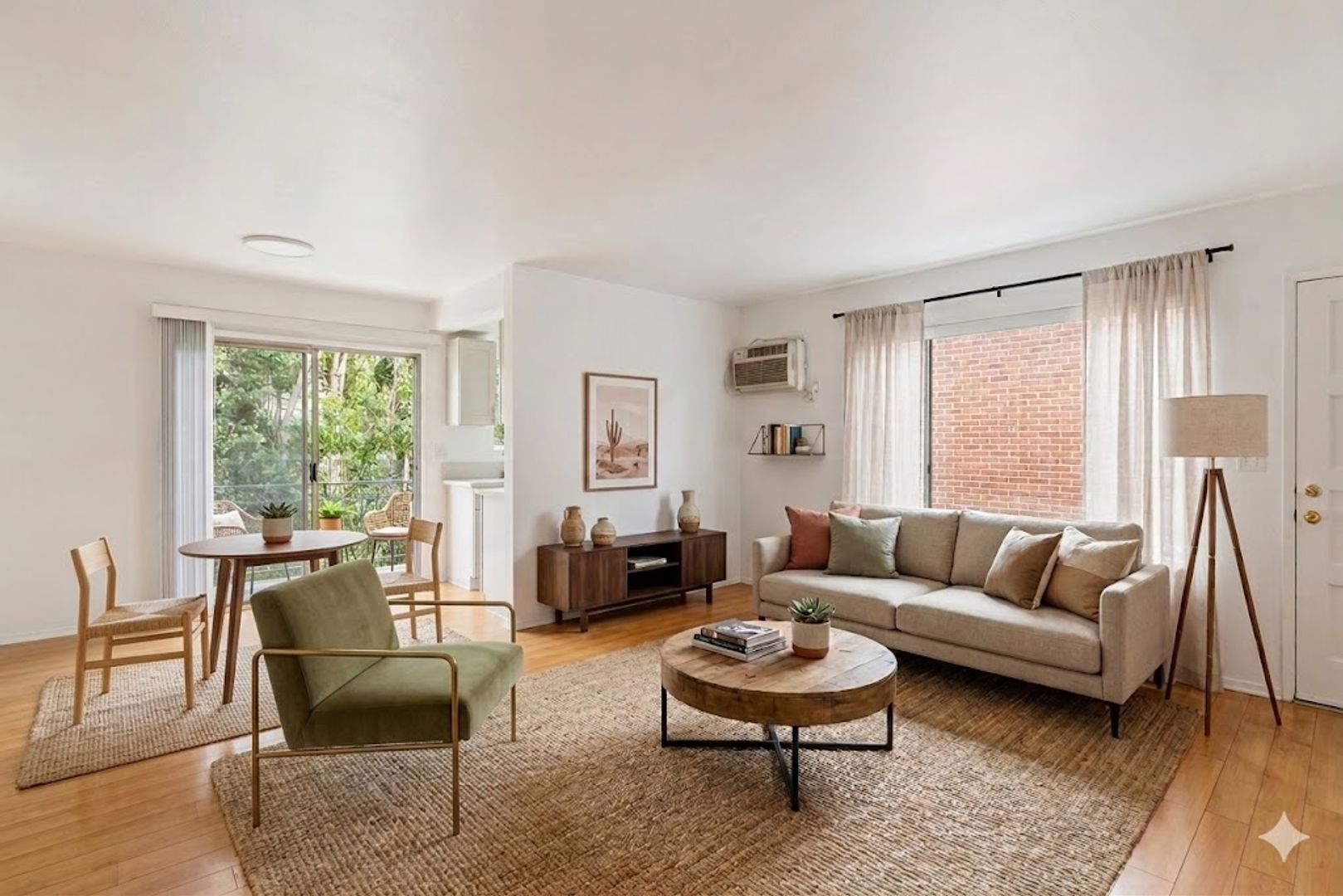 Los Angeles Apartment: 1426 N. Fairfax Avenue