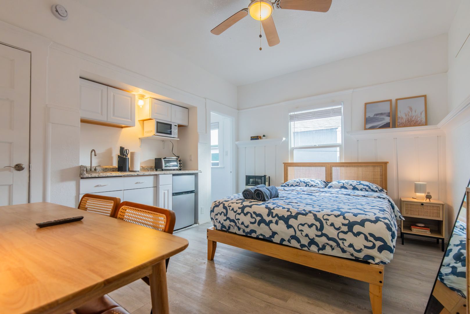 Redondo Beach Apartment: 125 N. Broadway