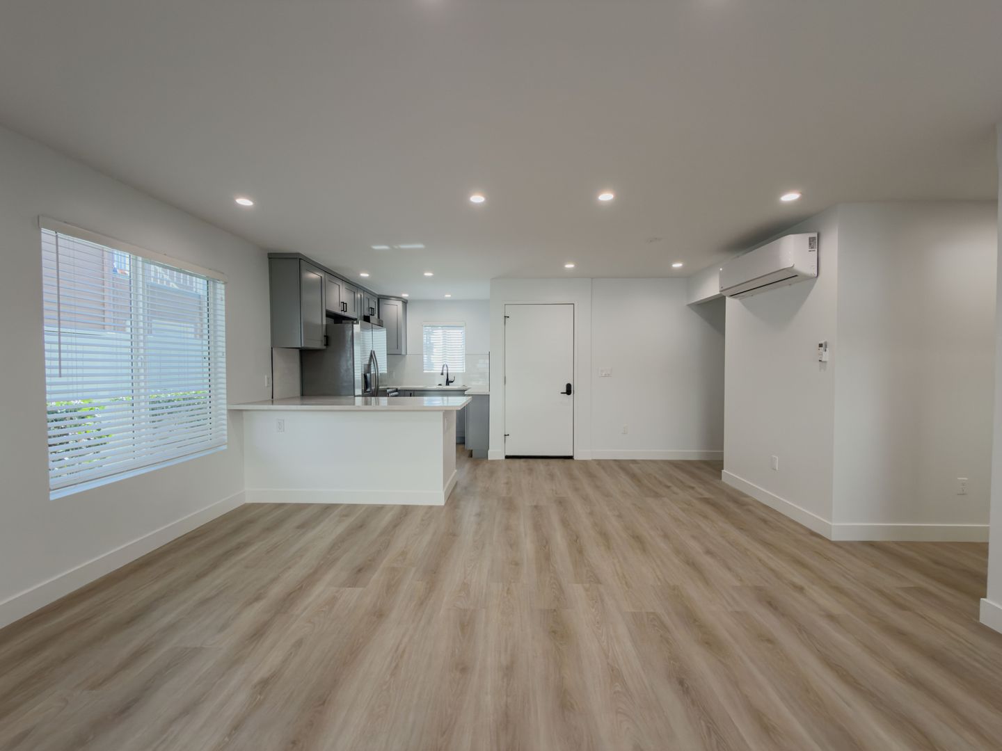 Redondo Beach Apartment: 1211 Beryl Street