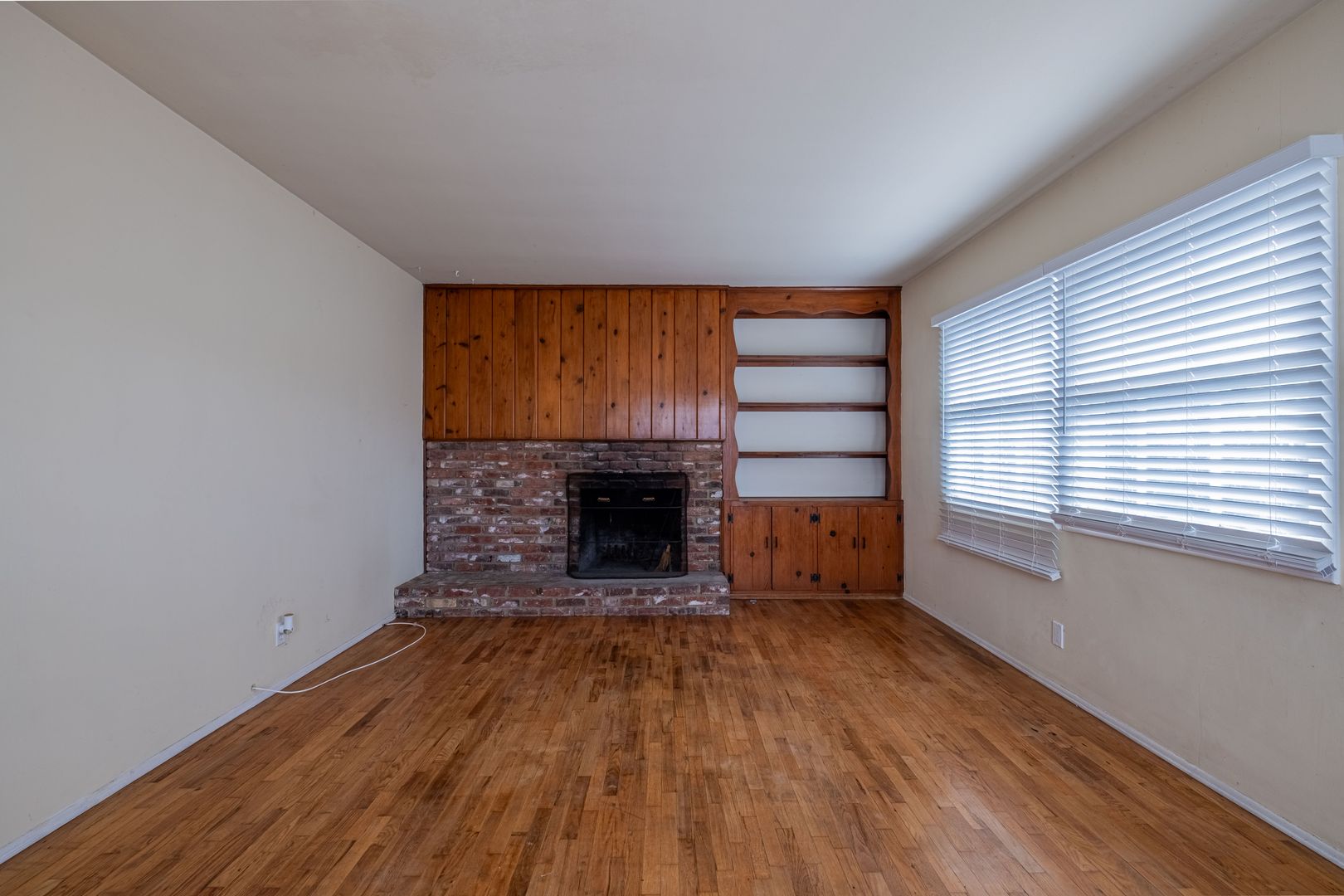 Redondo Beach Apartment: 1504 S. Catalina