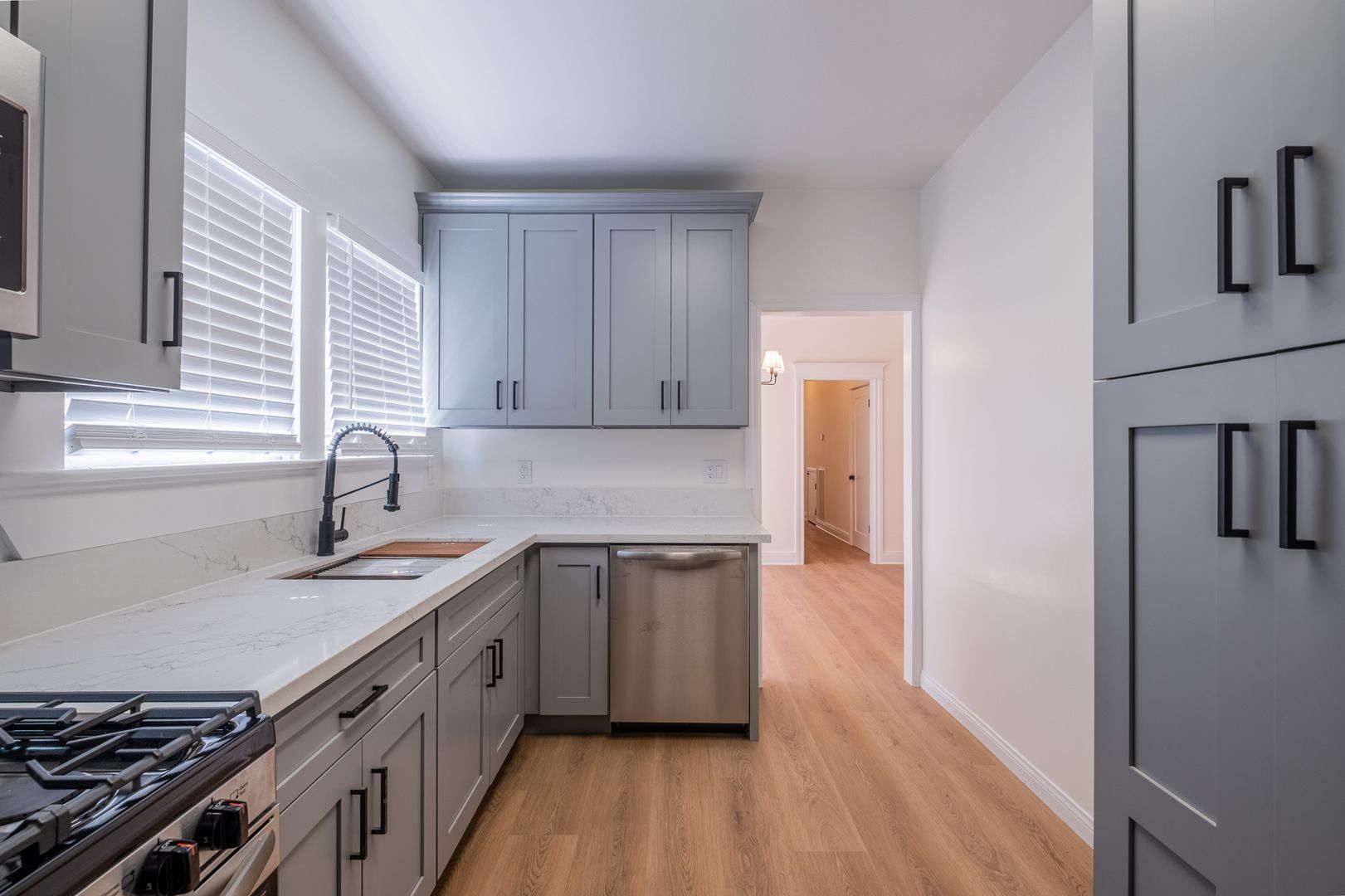 Redondo Beach Apartment: 108 N. Broadway