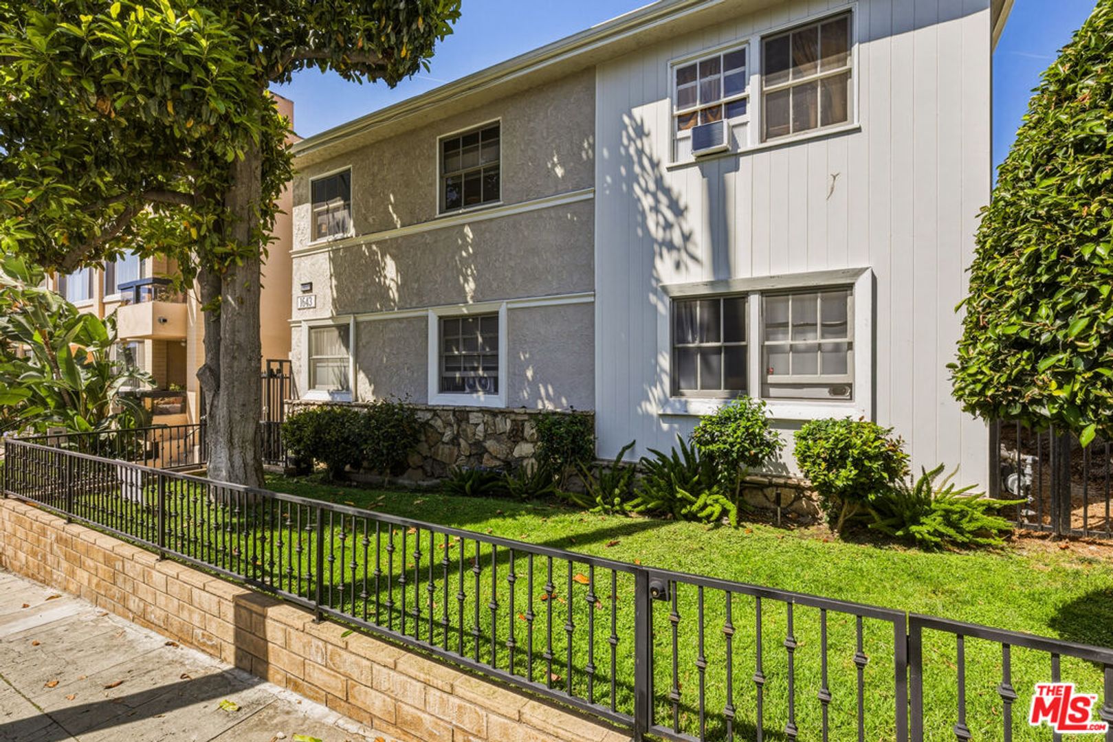 Los Angeles Apartment: 1643 N. Formosa Avenue