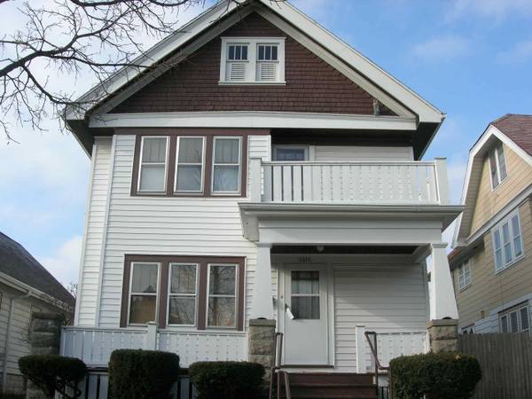 Milwaukee Apartment: 3455 N. Fratney St.