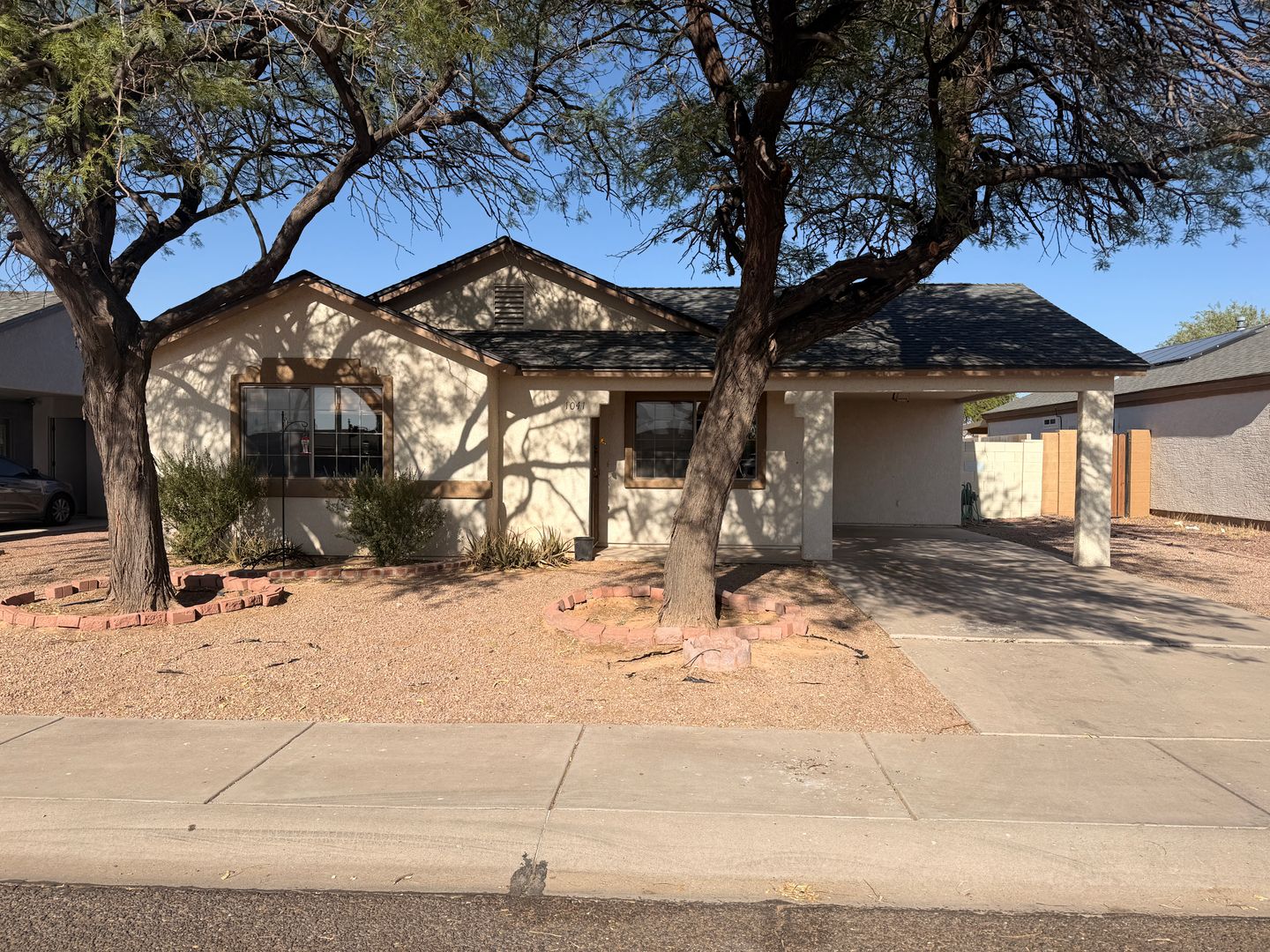 Florence House: 1041 S Matilda St
