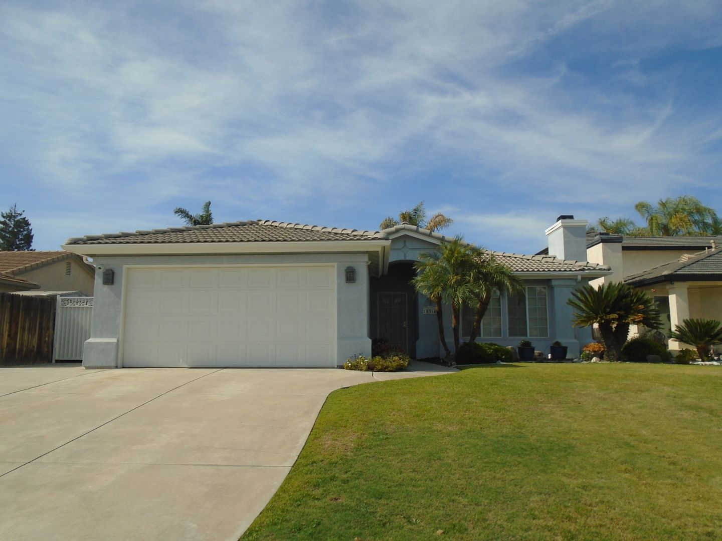 BAKERSFIELD House: 10314 IROQUOIS LN