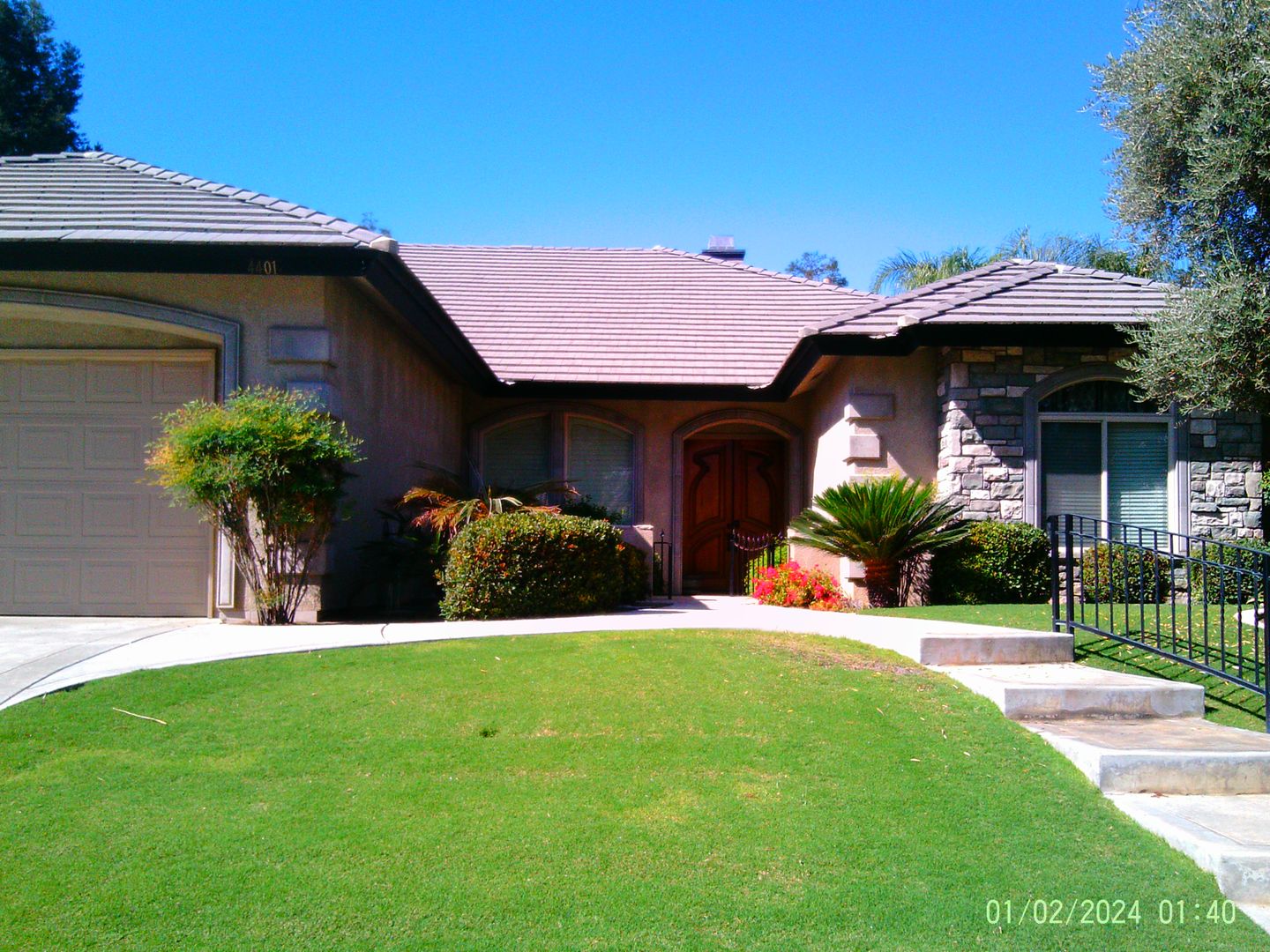 BAKERSFIELD House: 4401 CRON WAY