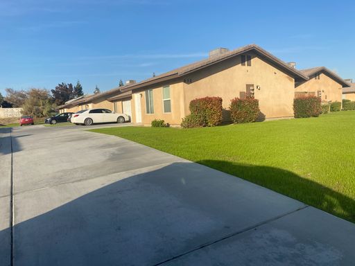 NEAR THE AIRPORT & UPGRADES GALORE! – photo 1