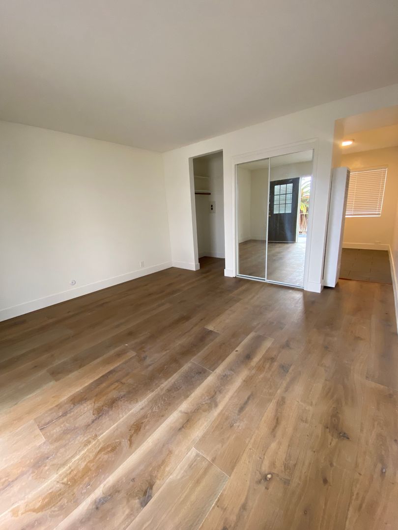 Concord Apartment: 2140 California Street