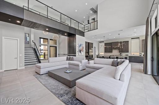 Mesa Ridge Luxury Oasis Earth Hues – photo 1
