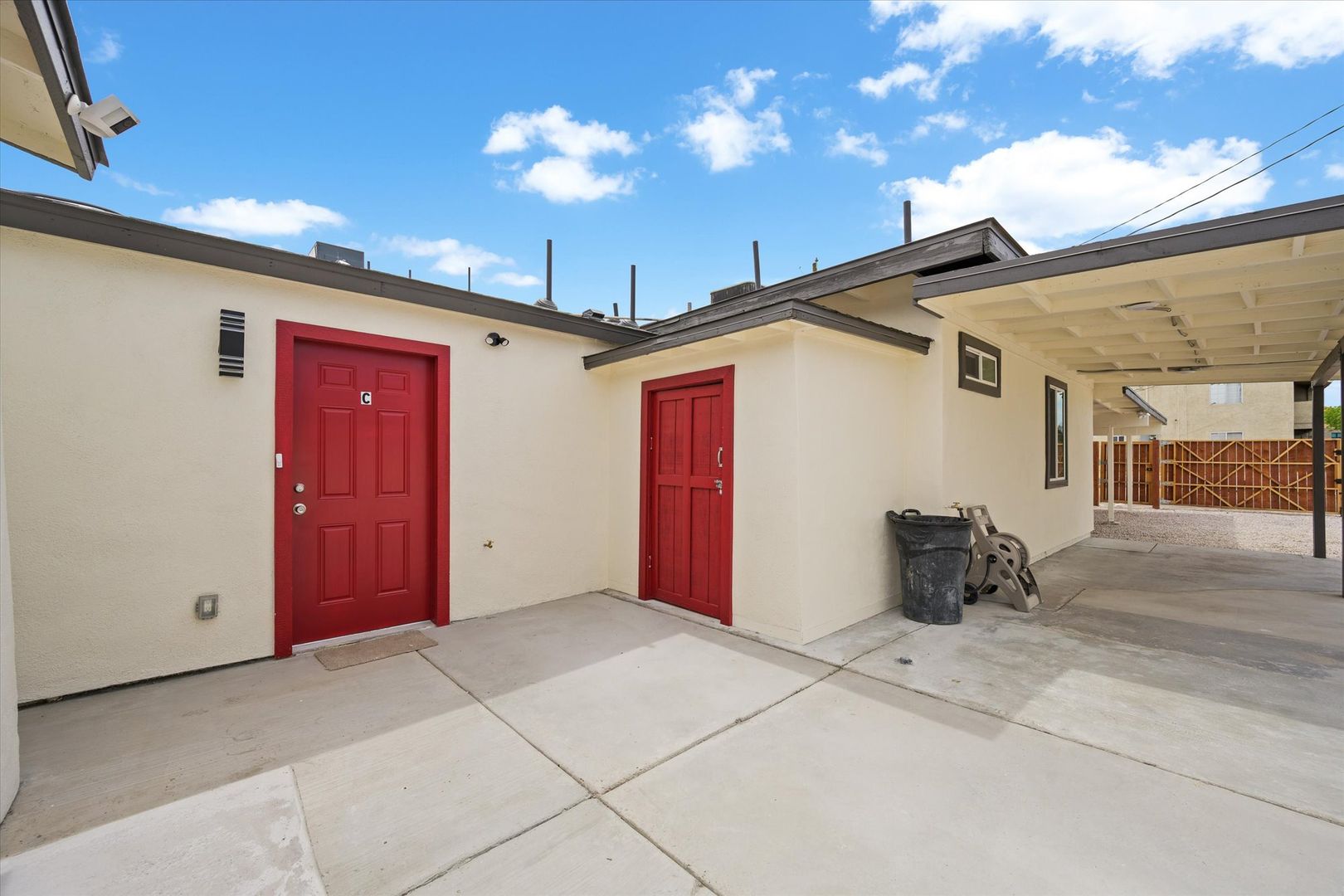 Las Vegas Apartment: 623 N. 10th St