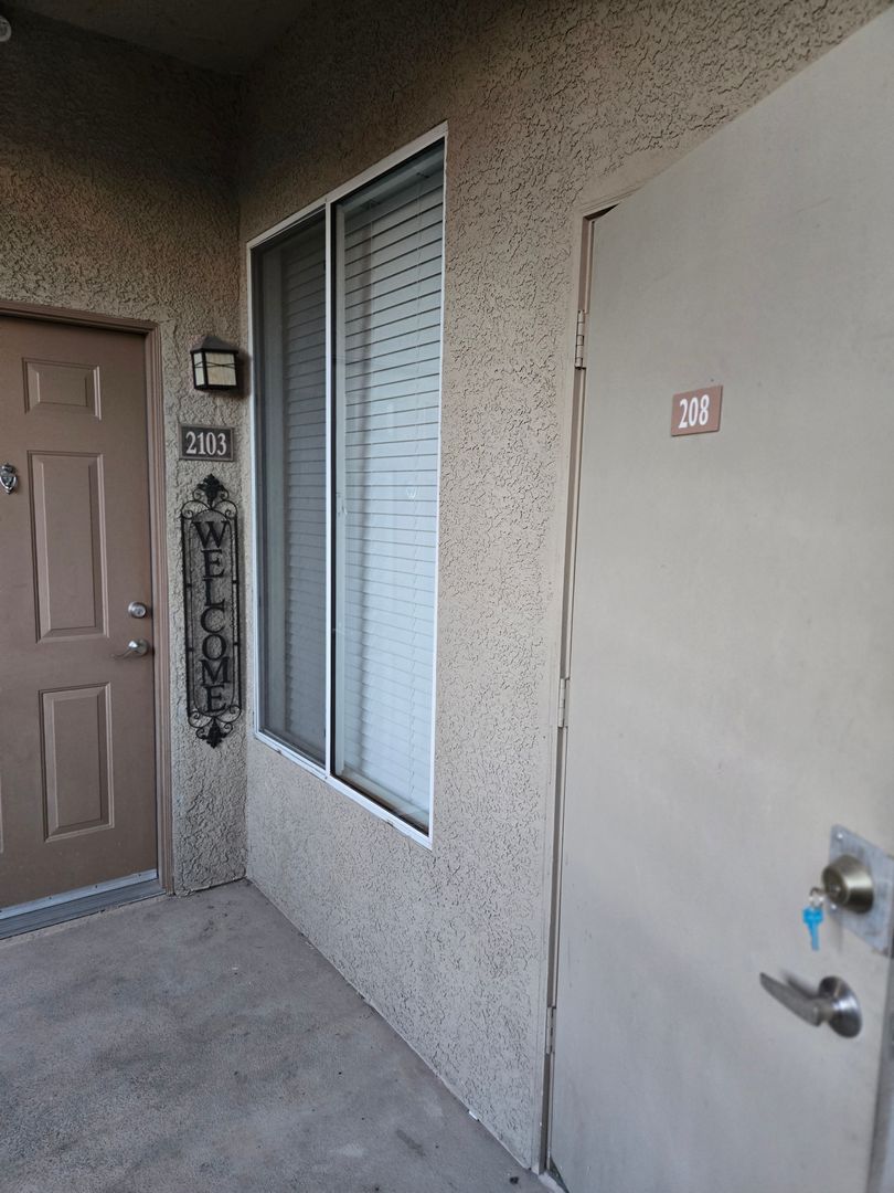 Las Vegas Condo: 4400 S Jones Bld unit 2103