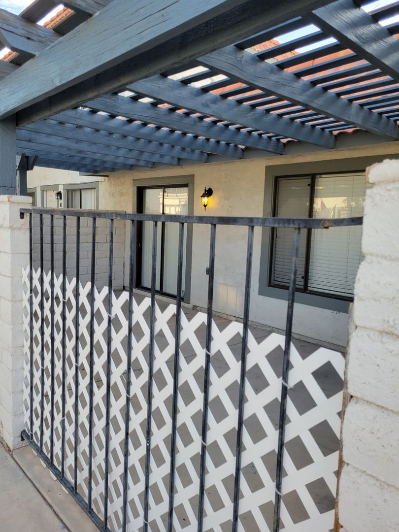 Las Vegas Townhome: 925 Willow Tree Dr., #A