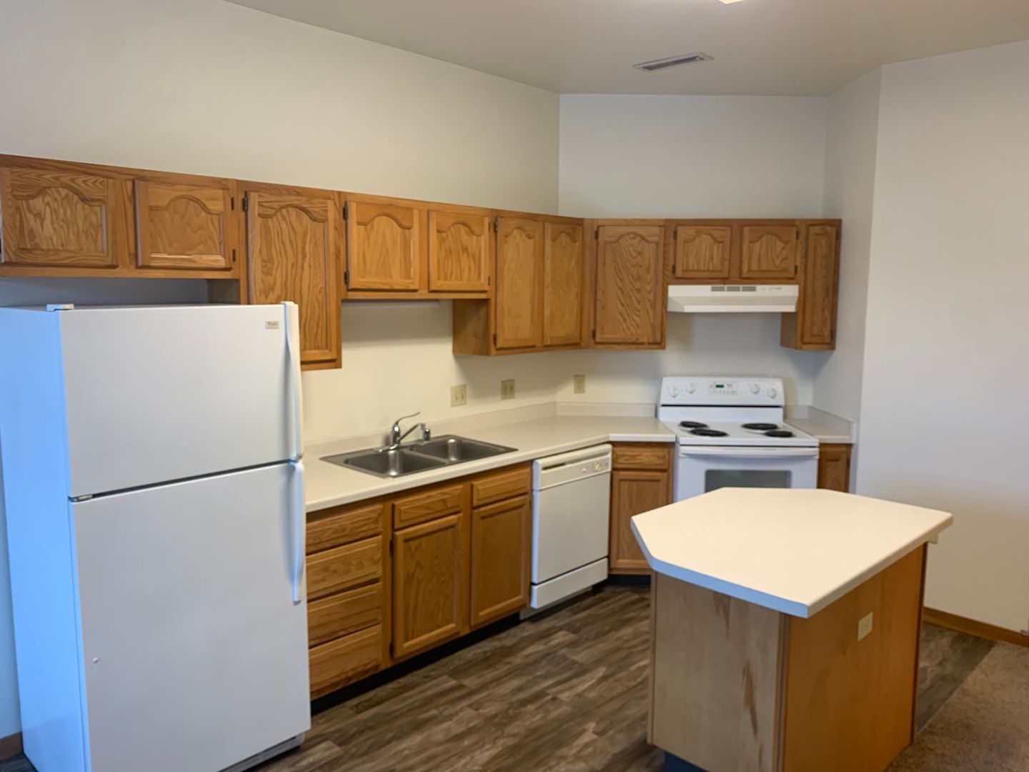 Racine Apartment: 134 Main St
