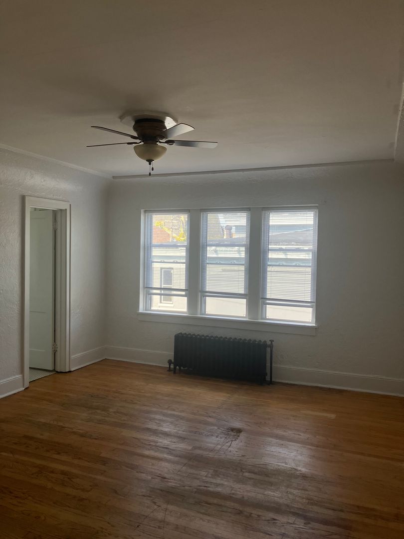 Racine Apartment: 826 Main St.