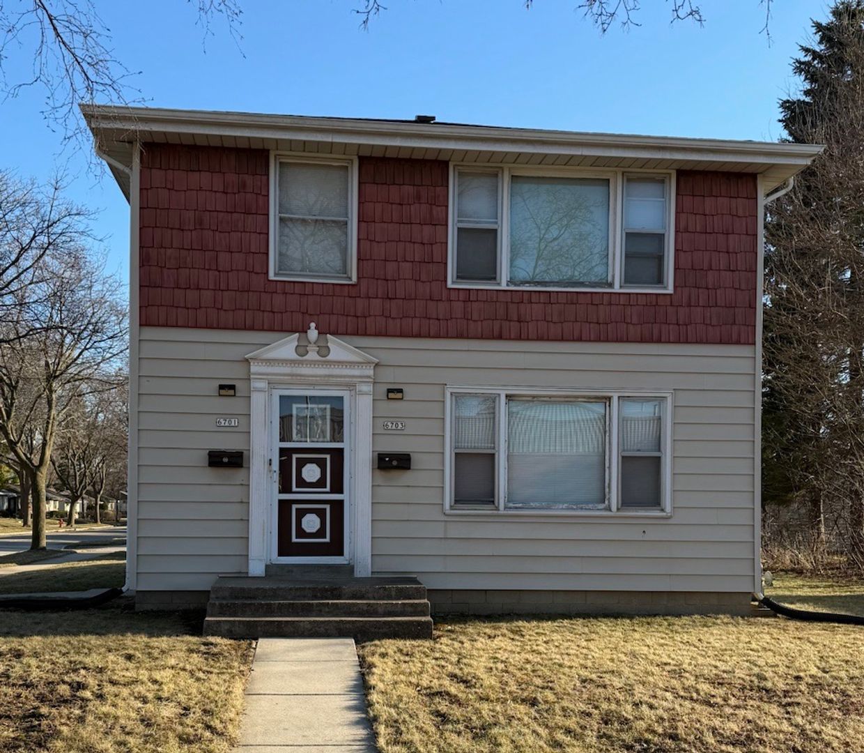 Milwaukee Apartment: 6701-03 W Florist Ave.