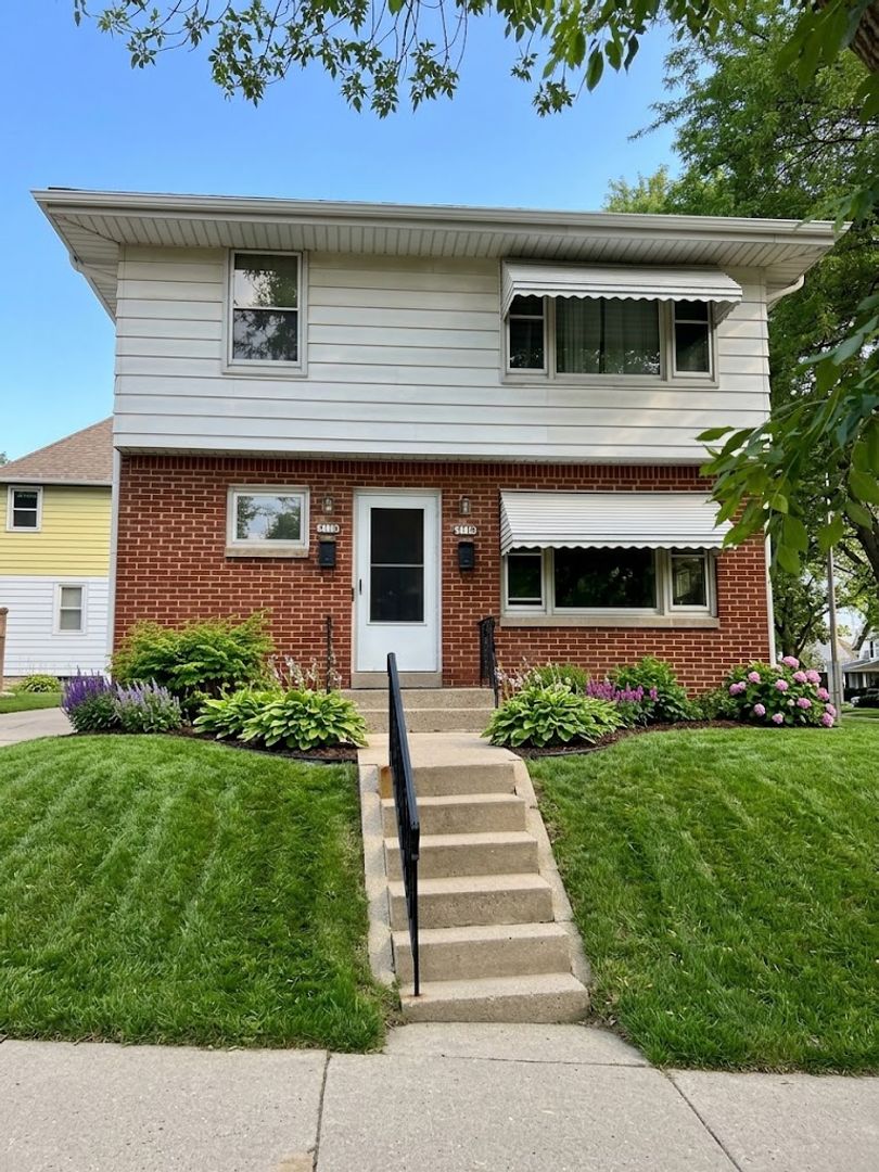Milwaukee Apartment: 3109 S Pennsylvania Ave.