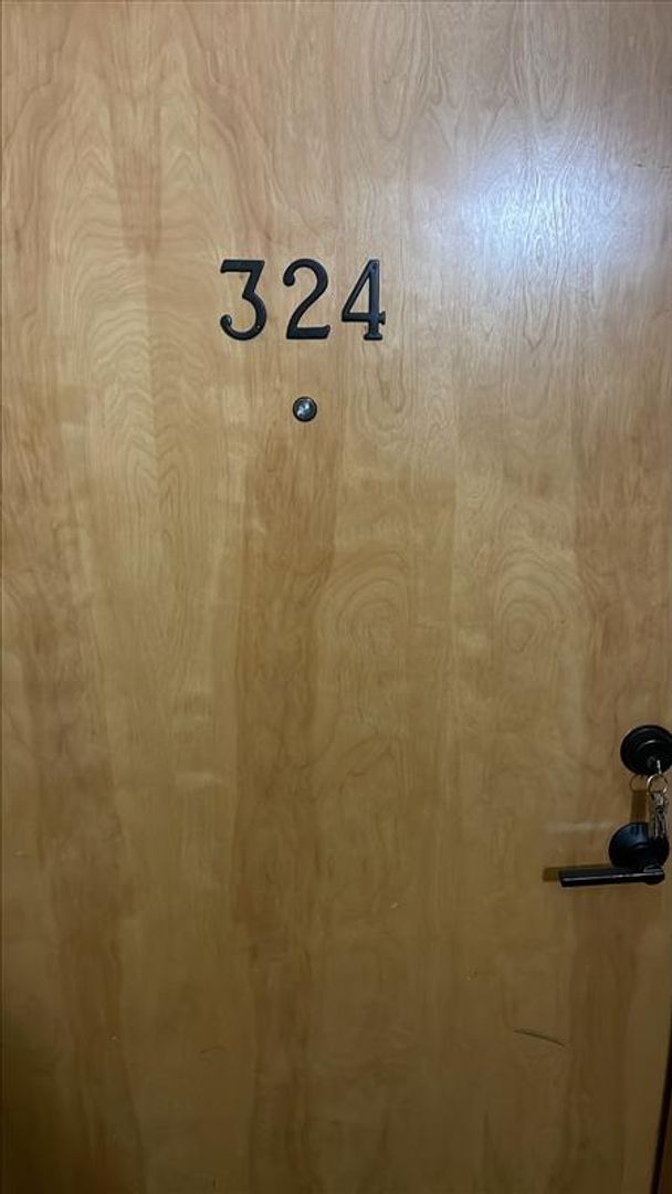 Racine Apartment: 134 Main St