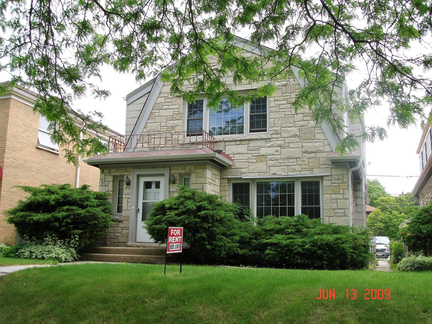 Milwaukee Apartment: 3462-64 N Humboldt Blvd