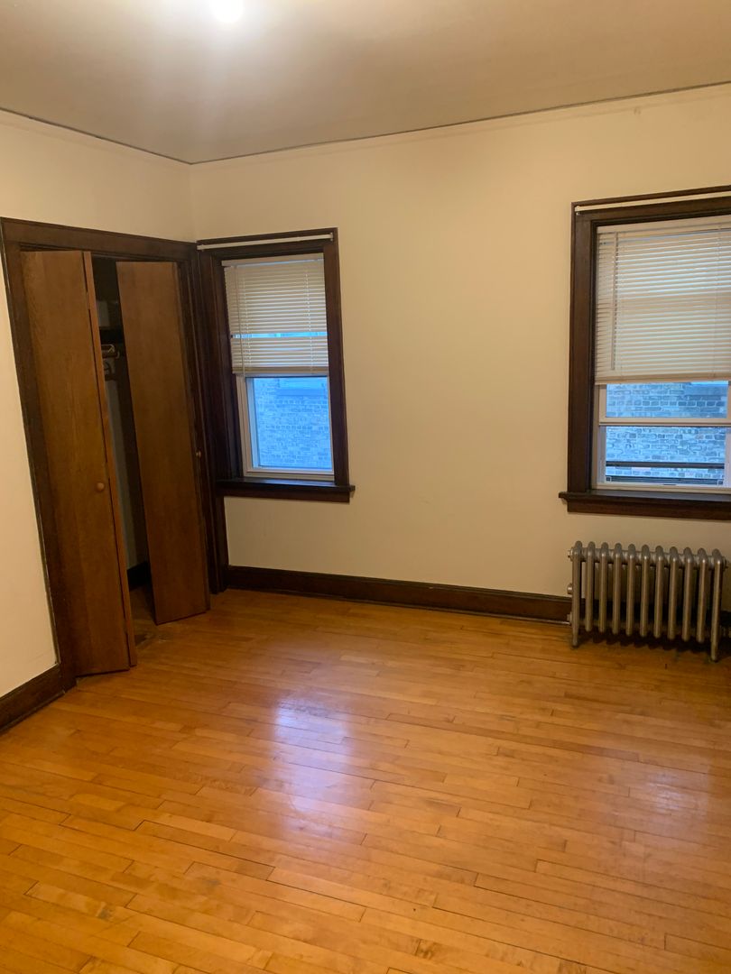 Milwaukee Apartment: 3821 N Humboldt Blvd.