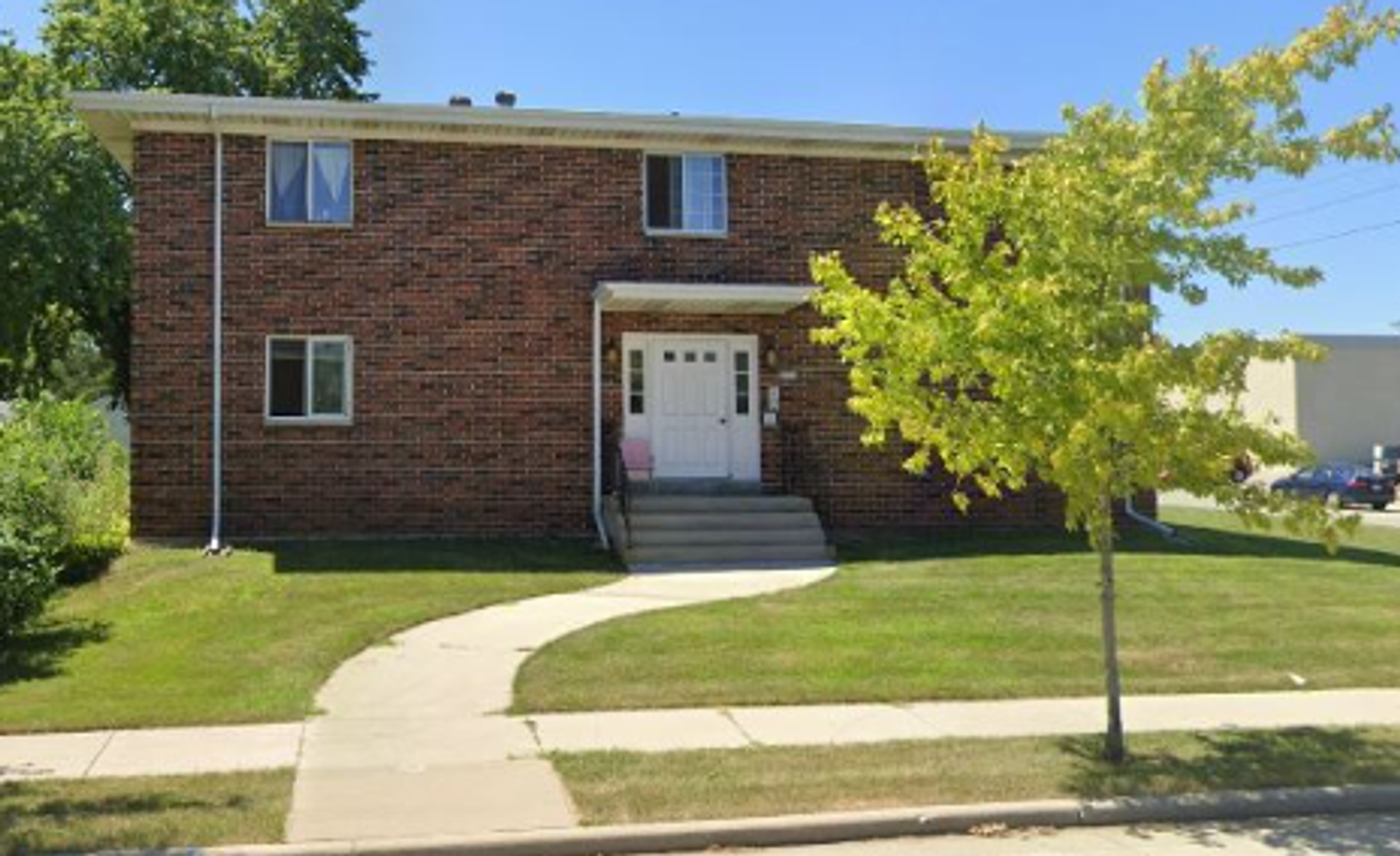 Port Washington Apartment: 1707 N Wisconsin St