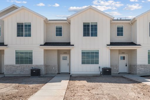 Brand-new, Beautiful, 3-Bedroom Townhome