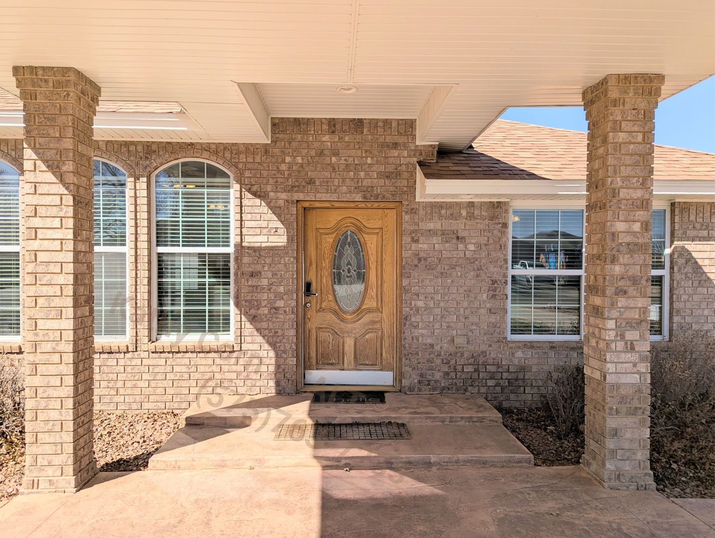 Clovis House: 4000 Springwood Drive