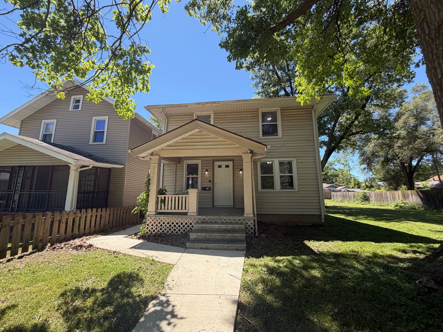 Fort Wayne House: 3406 Robinwood Dr.