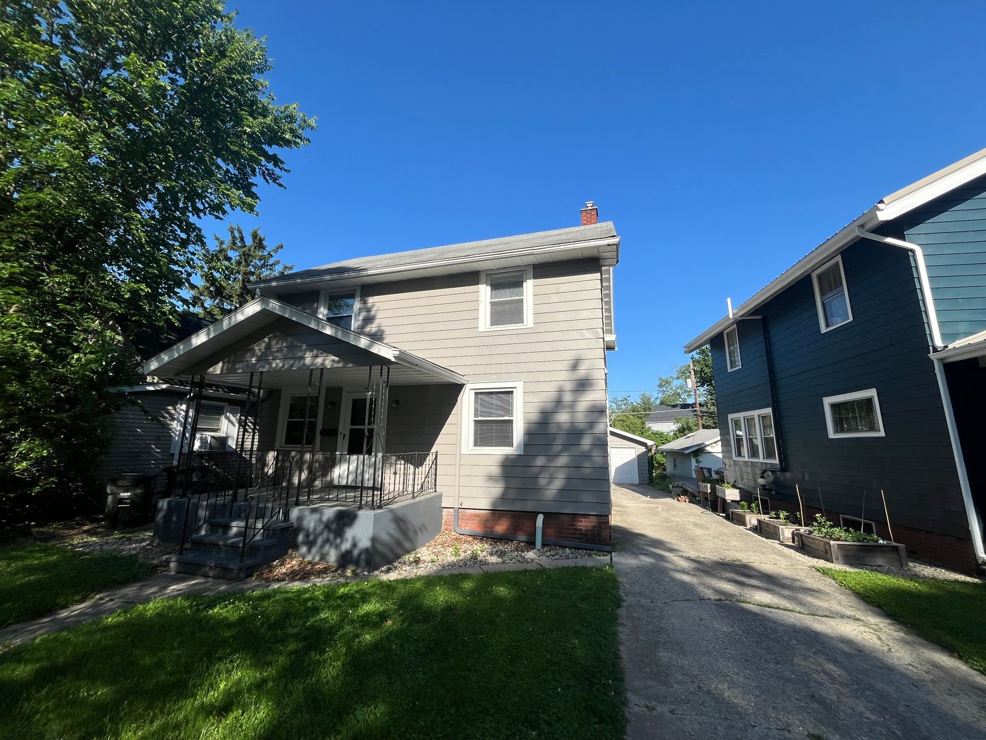 Fort Wayne House: 2501 Oakridge Road