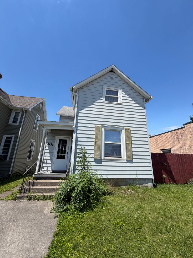 Fort Wayne Apartment: 2131 N Wells Street