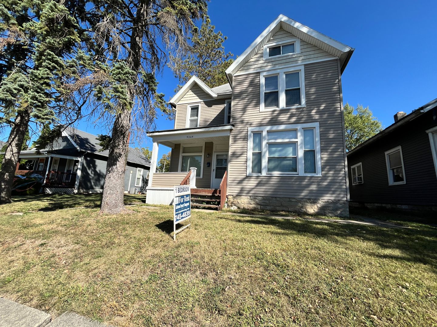 Fort Wayne Apartment: 3205 S Calhoun Street