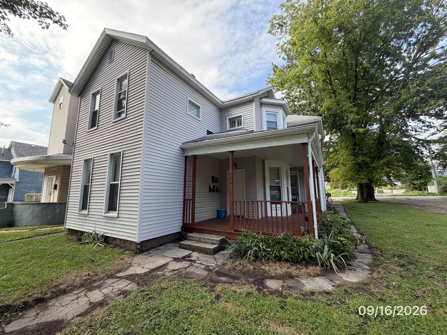 Fort Wayne Apartment: 626 W Creighton Avenue