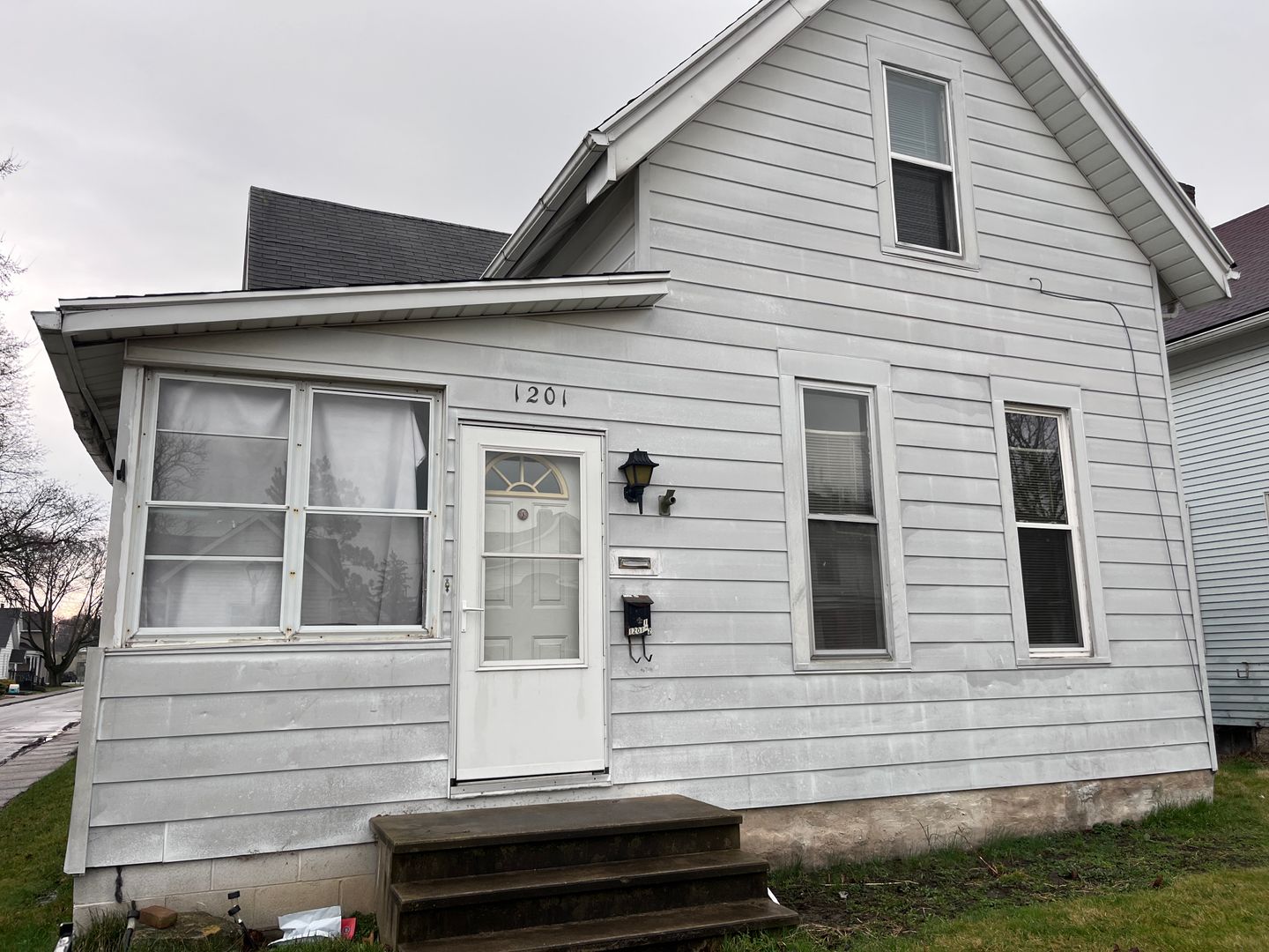 Fort Wayne Apartment: 1201 High Street