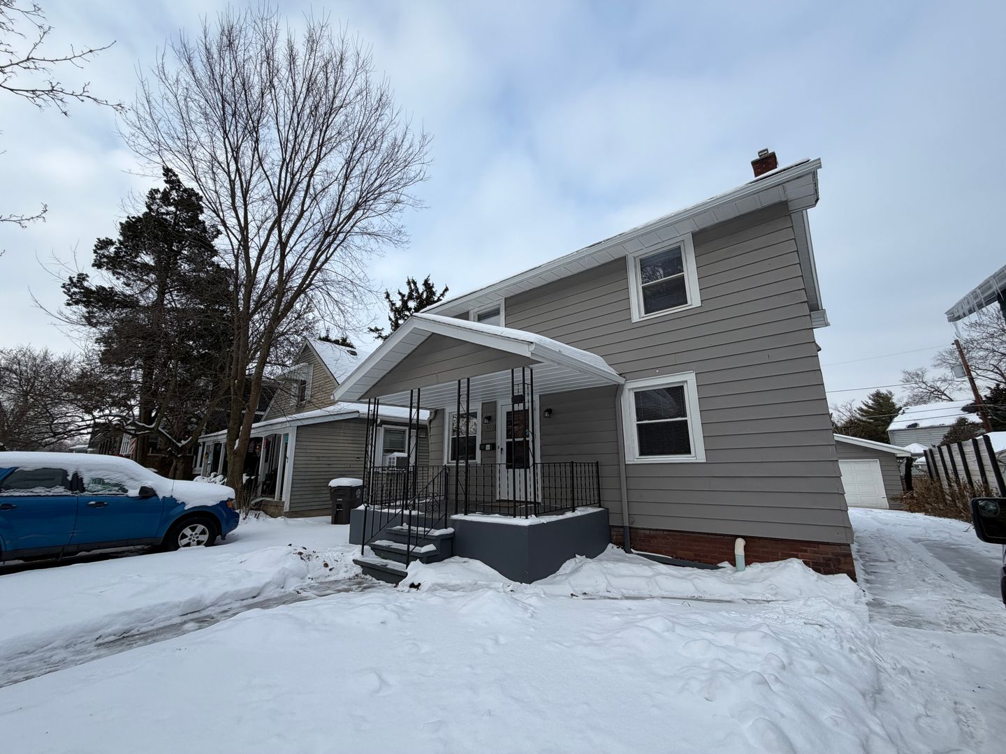 Fort Wayne House: 2501 Oakridge Road