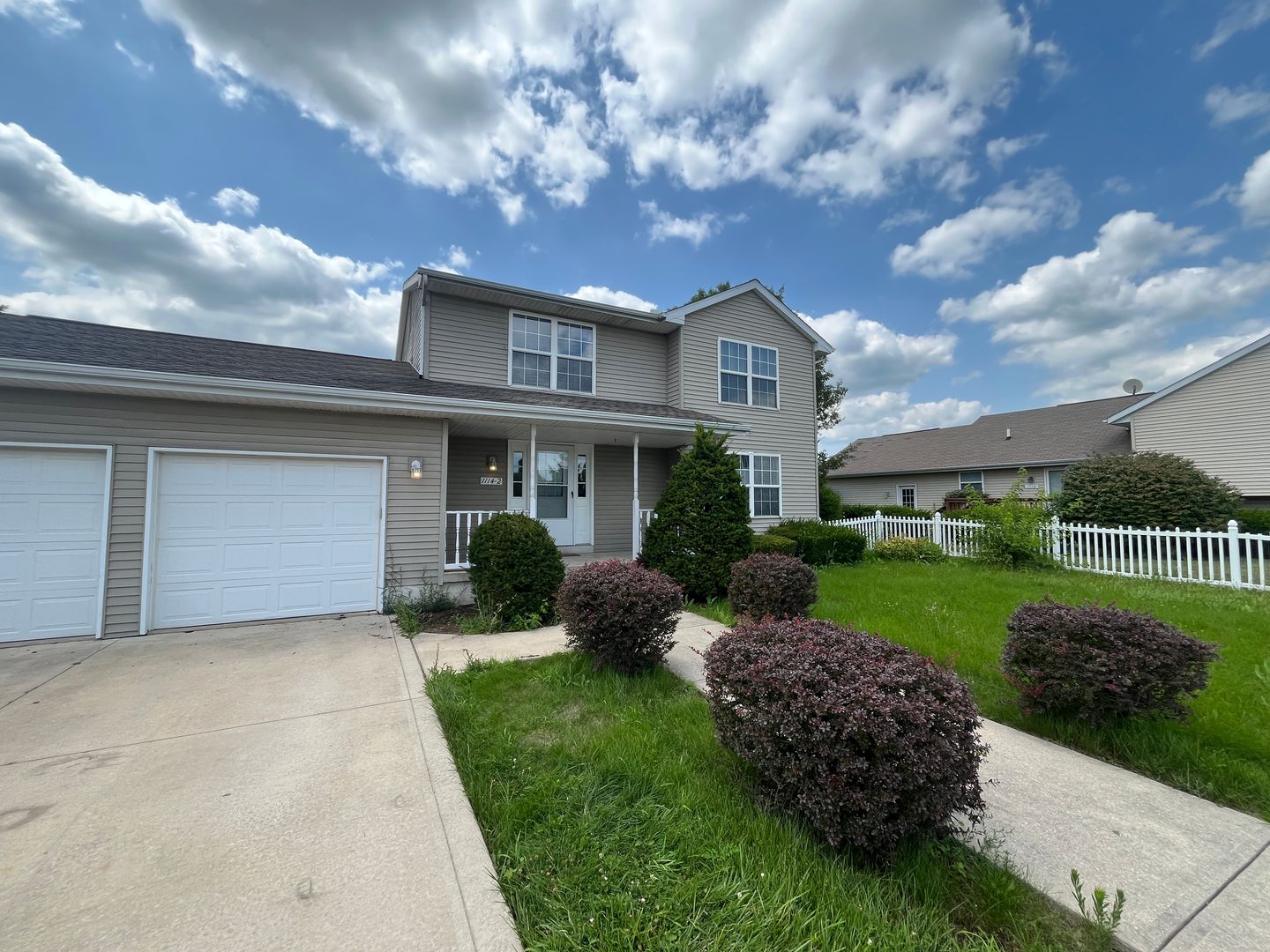 Columbia City Apartment: 1114 West Depoy Dr.