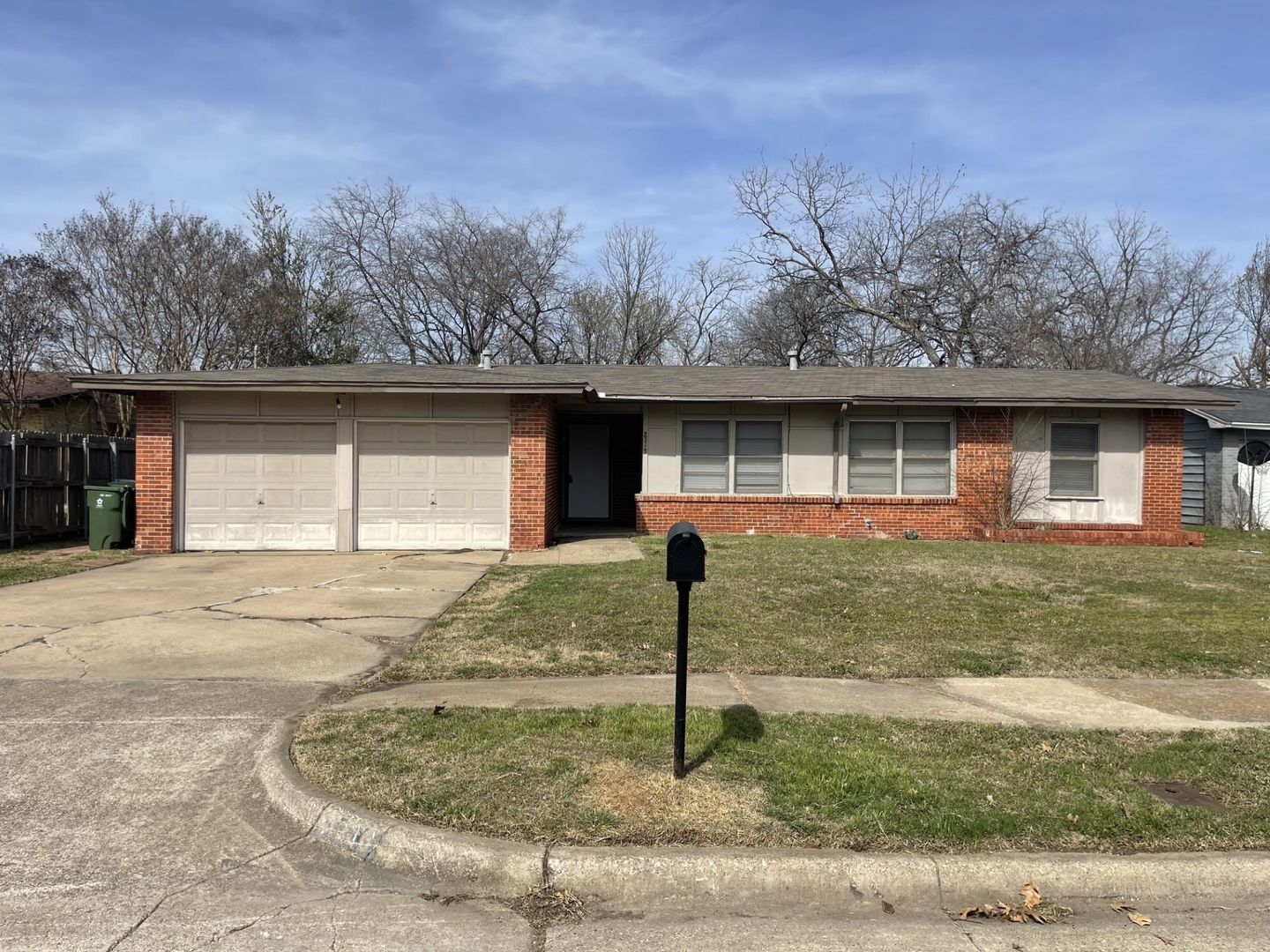 Arlington House: 2513 Greenway St