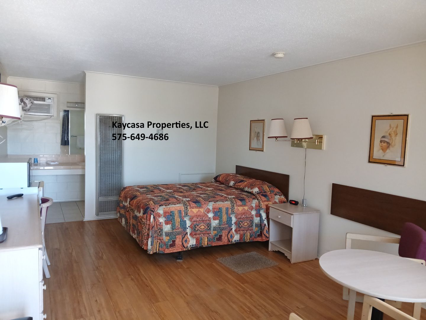 Las Cruces Apartment: 2146 W Picacho
