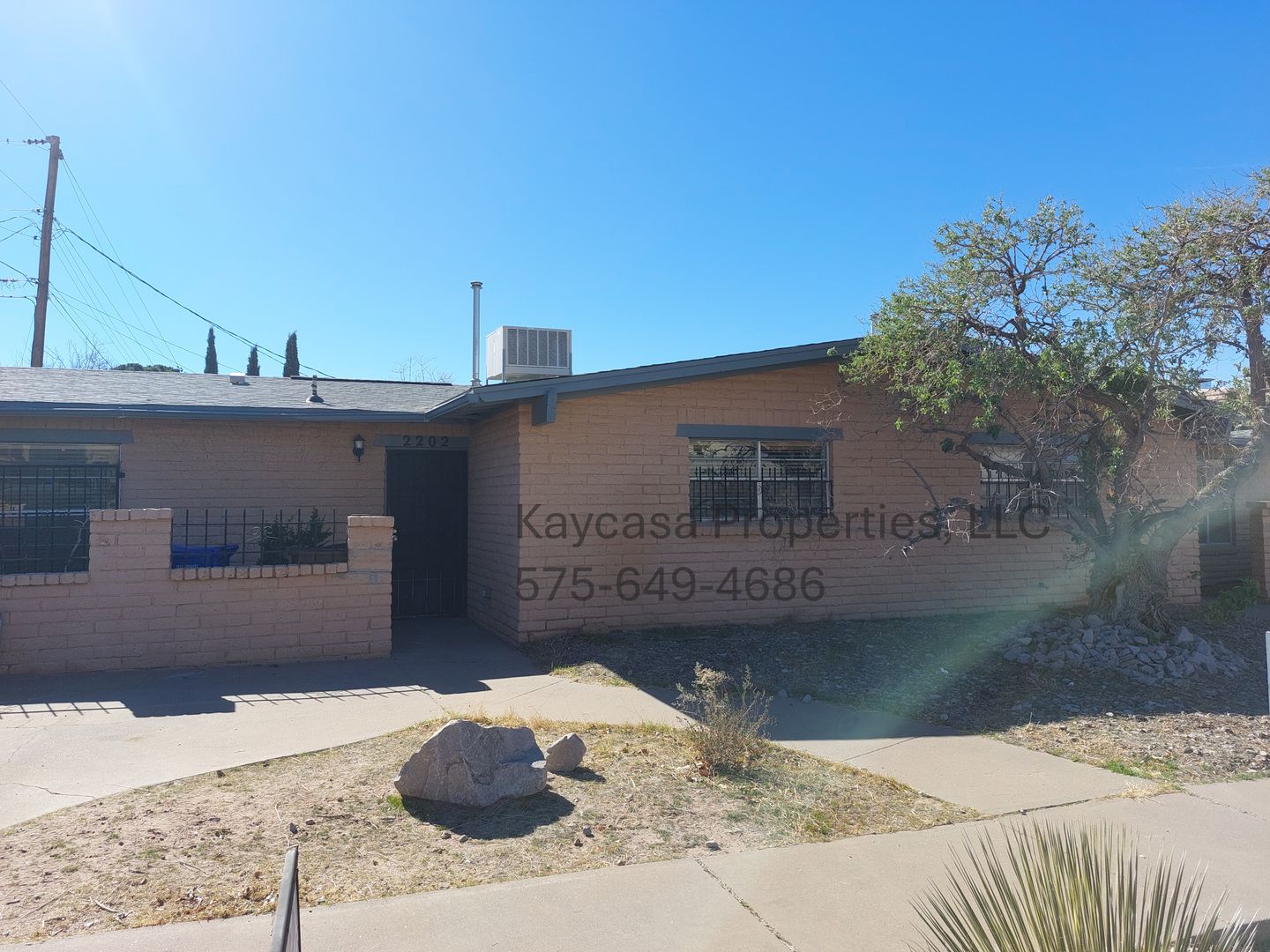 Las Cruces Townhome: 2202 John St.