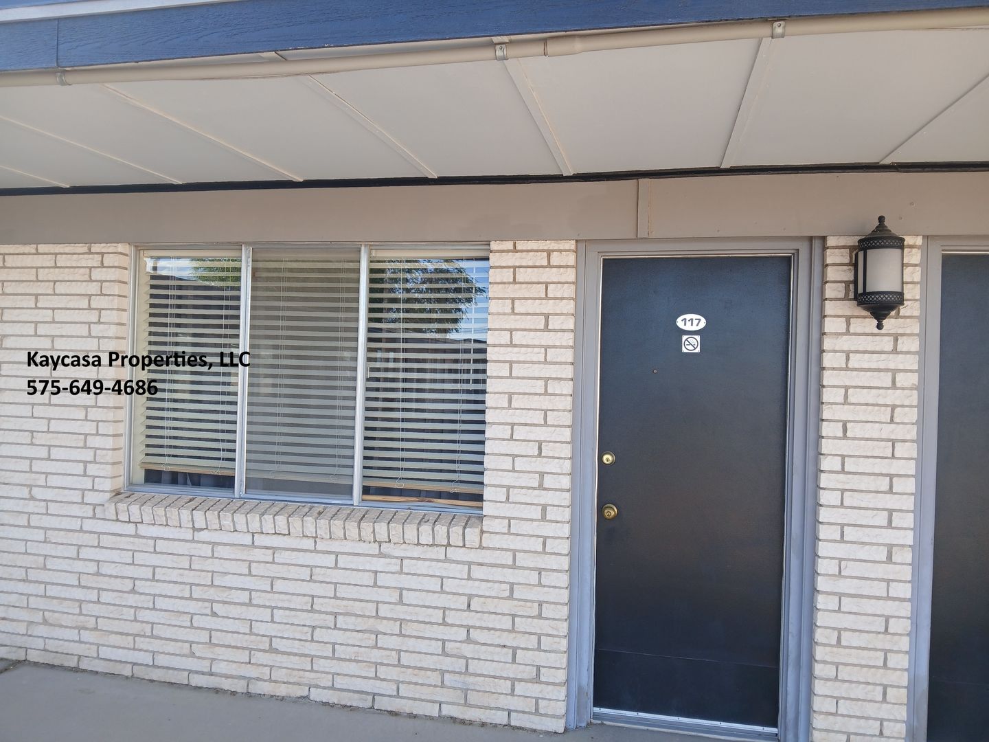 Las Cruces Apartment: 2146 W Picacho