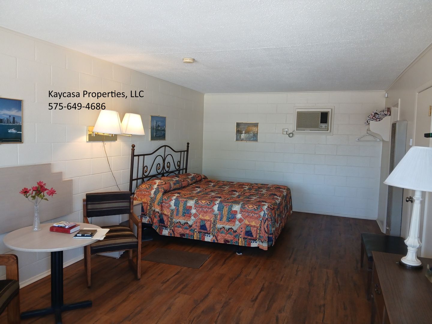 Las Cruces Apartment: 2146 W Picacho