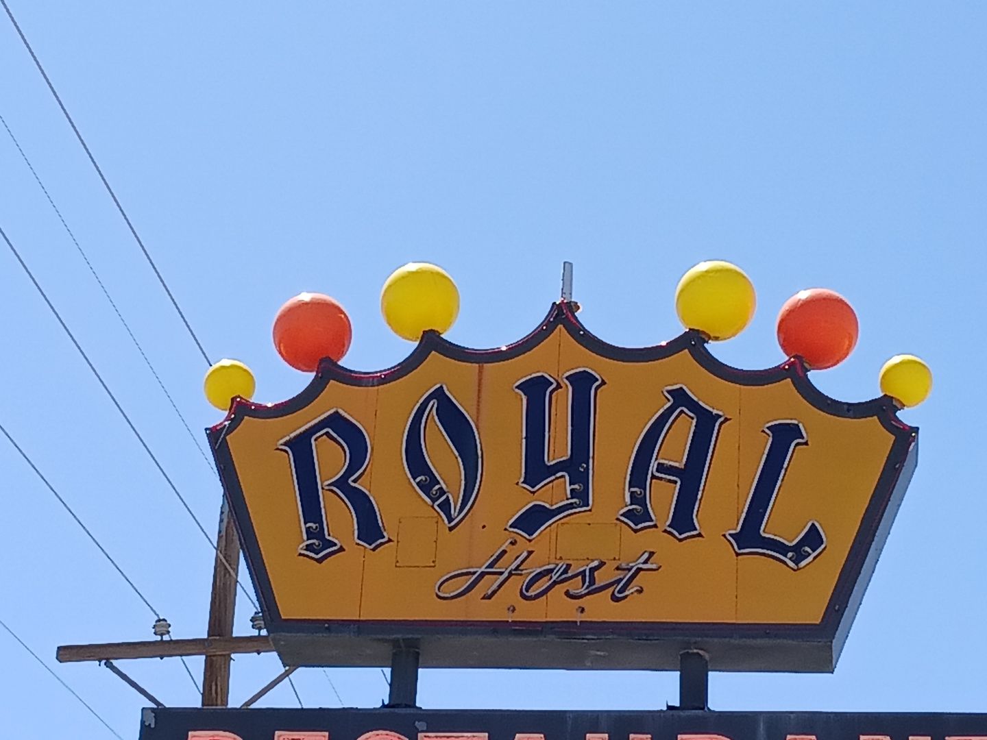 Las Cruces Apartment: 2146 W Picacho