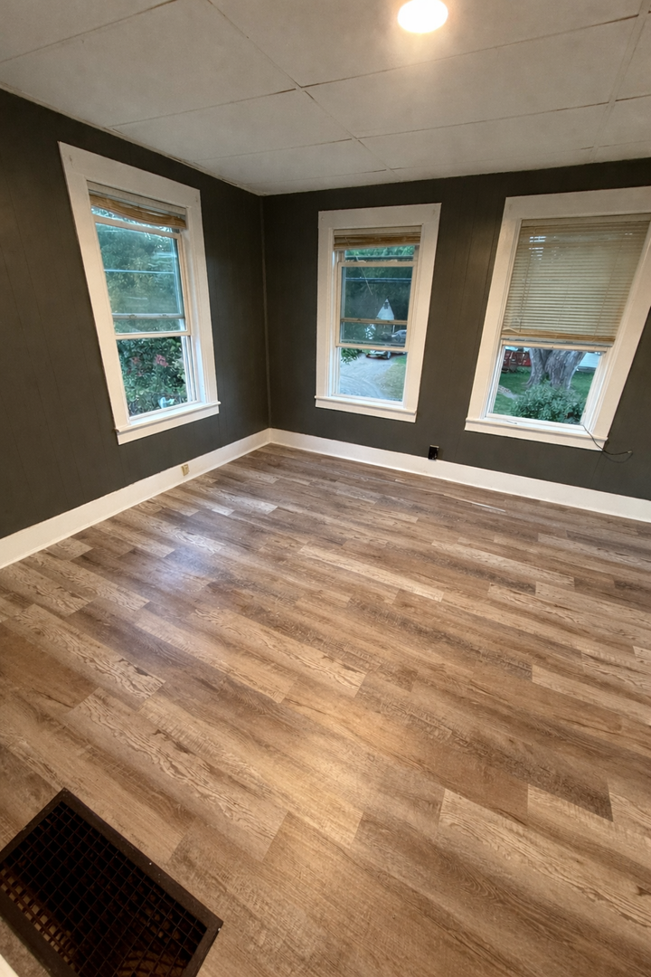 Farmington Apartment: 510 Main Street