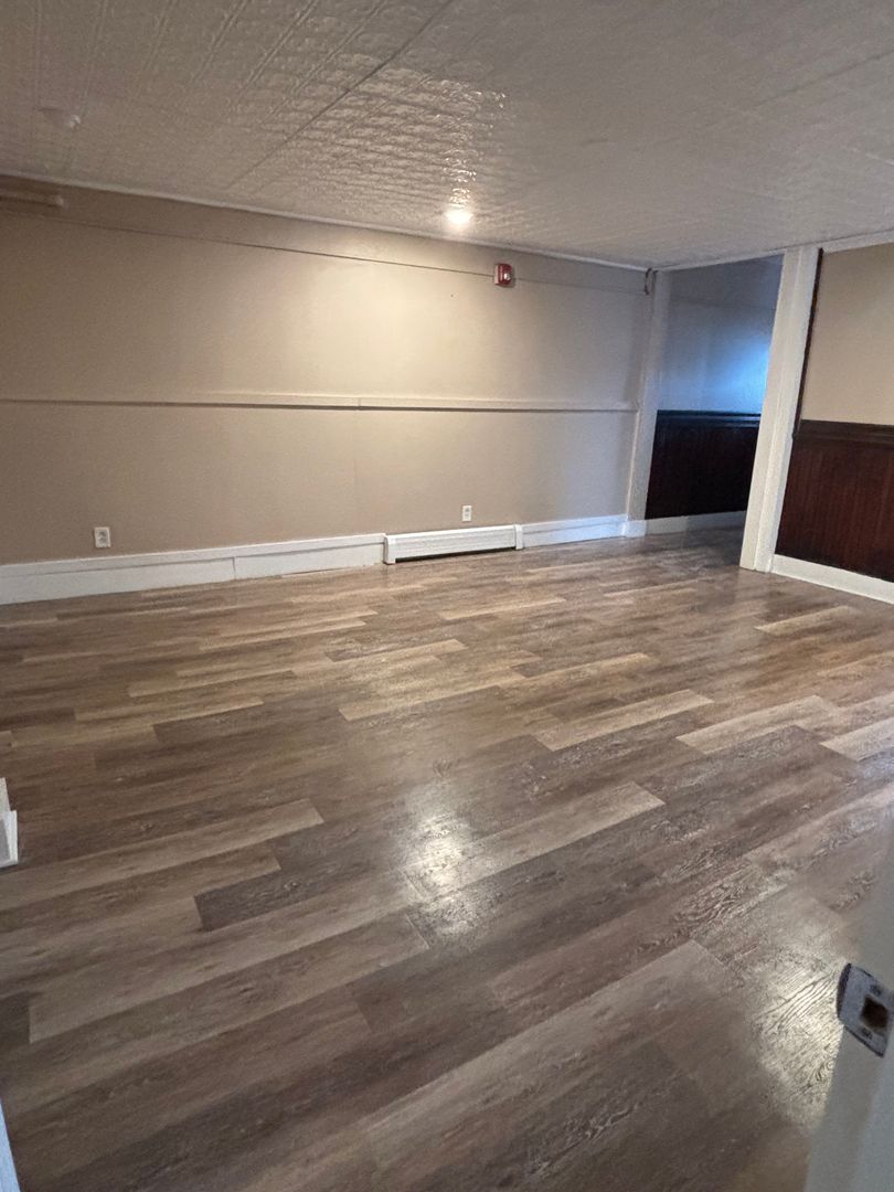 Rochester Apartment: 151 South Main st