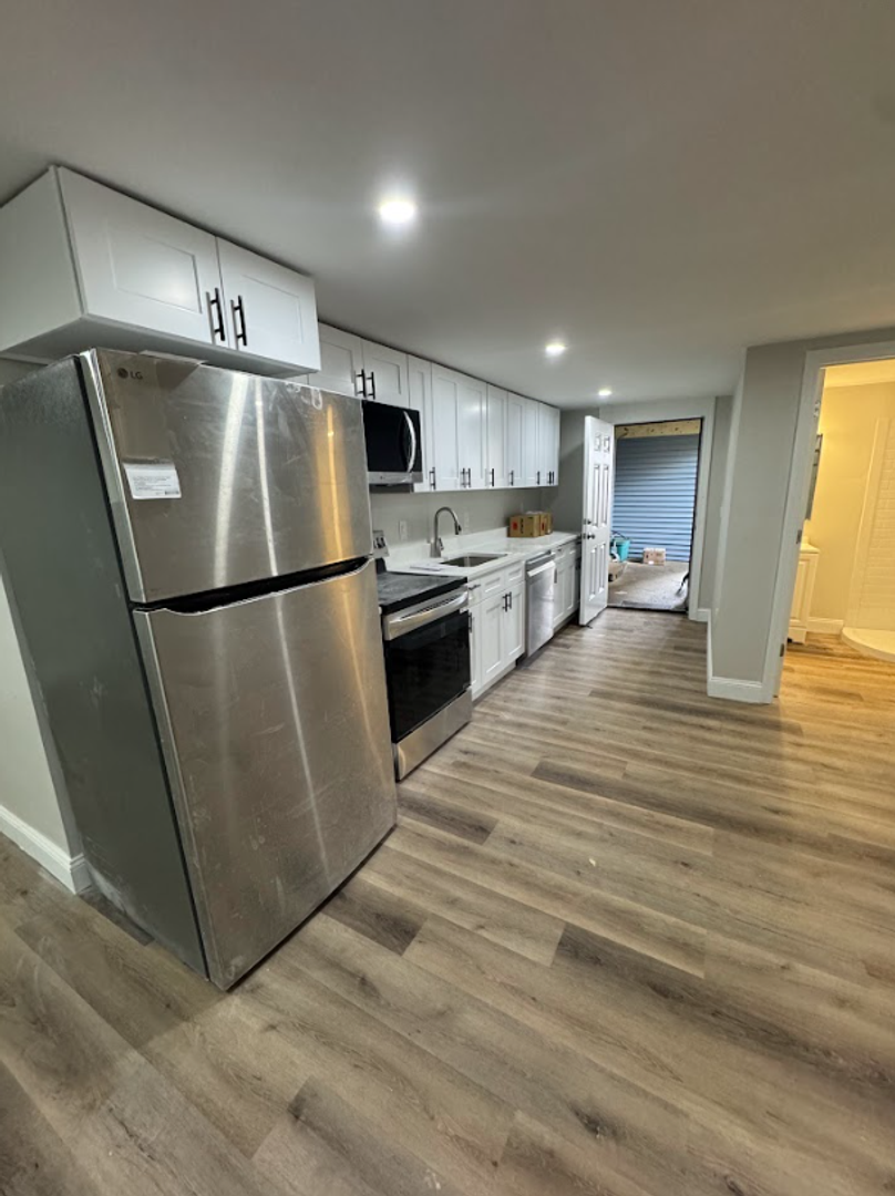 Farmington Apartment: 510 Main Street