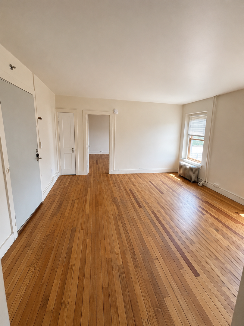 Claremont Apartment: 57 Broad Street
