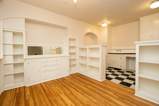 Refined Charm ~ Close to NW 23rd! – photo 1