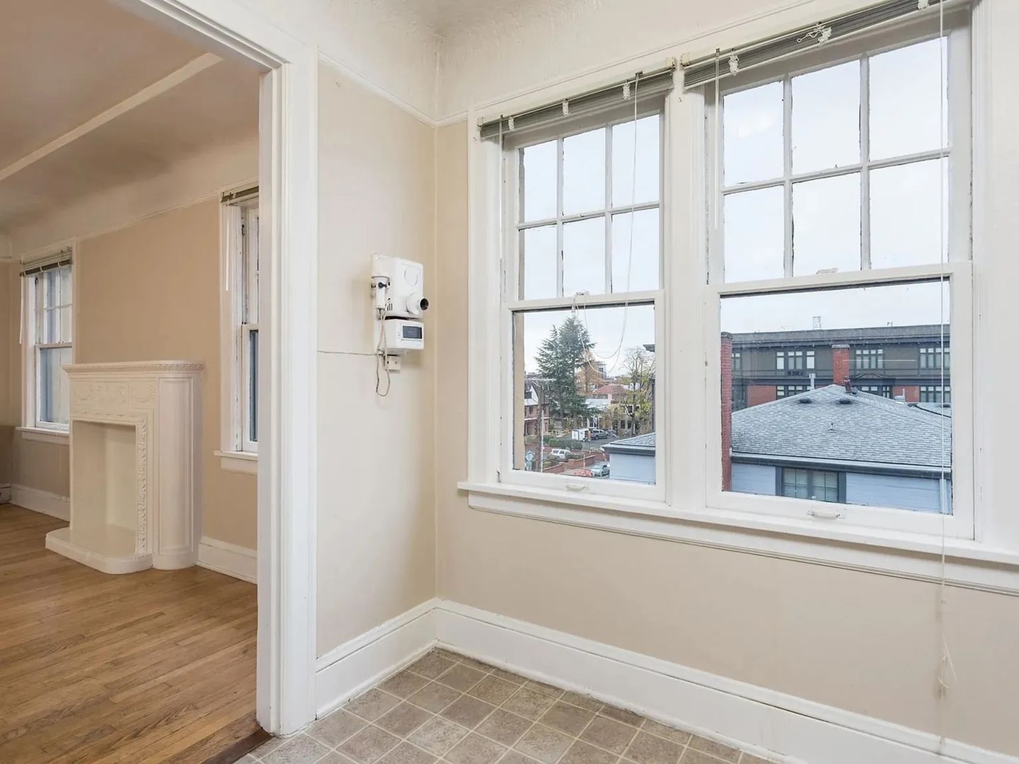 Portland Apartment: 708 NW 19th Ave.