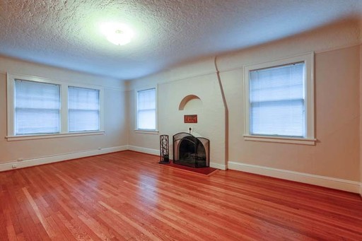 Spacious Architectural Gem with Fireplace in NW Portland! – photo 1