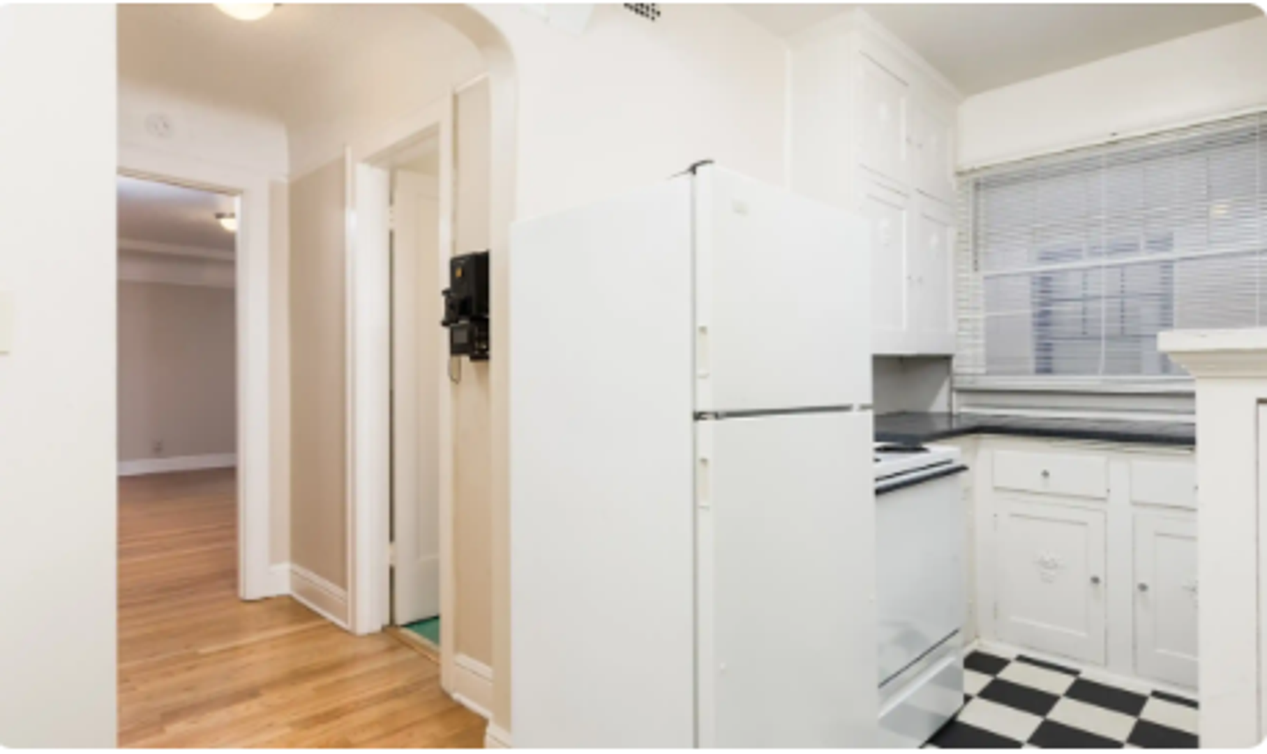 Portland Apartment: 708 NW 19th Ave.