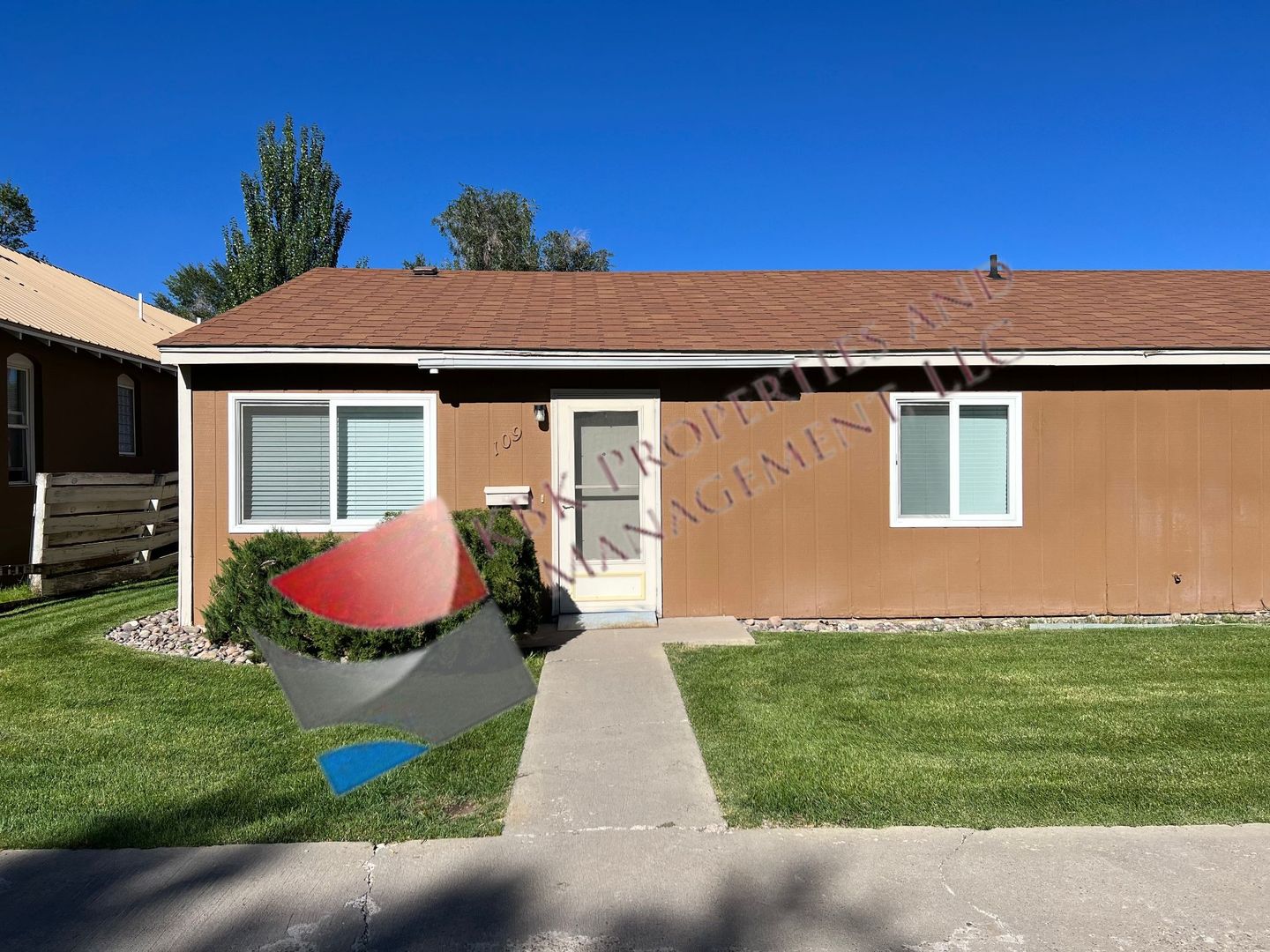 Alamosa Apartment: 107 Bell Avenue