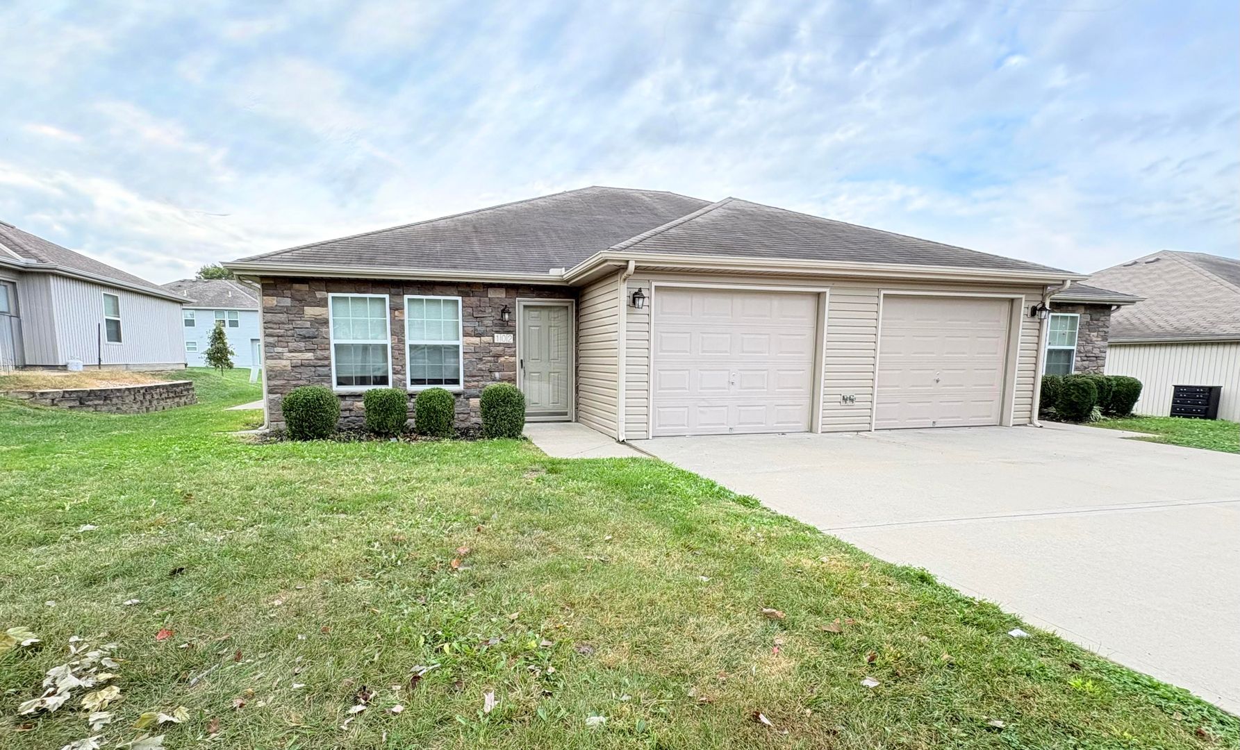 Blue Springs Multiplex: 102 SW Rock Garden Lane